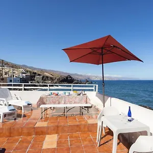Casa De Playa, A 5 Metros Del Mar Free Wifi By Lightbooking , Santa Cruz de Tenerife España